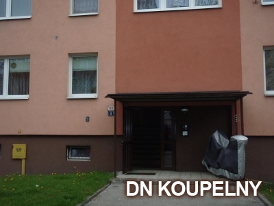 38-649-pokladka-dlazby-na-schodiste-v-panelovem-dome-ostrava-small.jpg